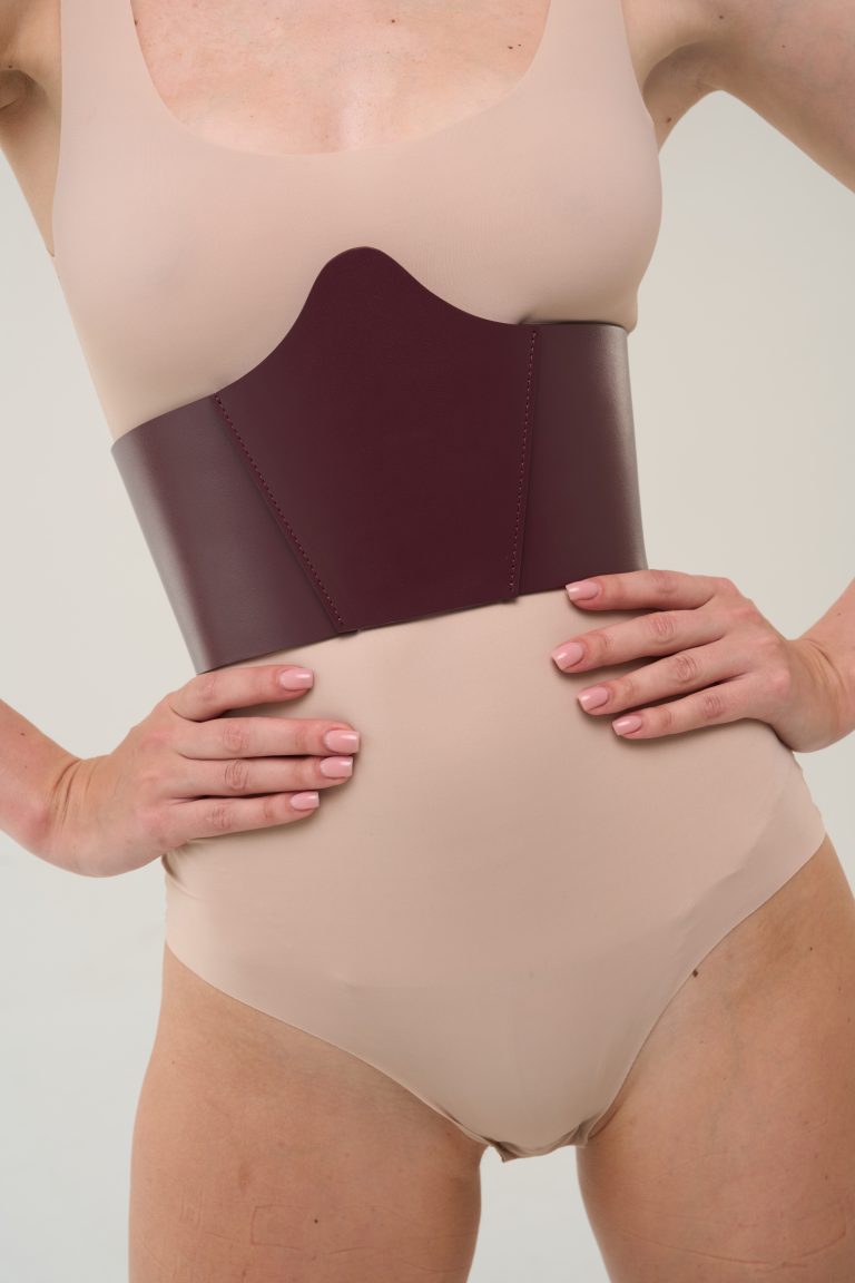 handmade bordo leather corset belt